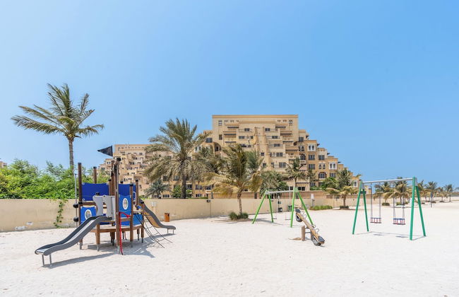 Amazing Stay With Beach Access & Balcony -rak - Foto 24