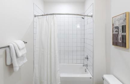 Landing Amazing 3BD Pool Yoga Studio - Photo 20