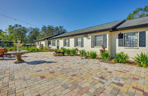 8 Mi to Tarpon Springs Sponge Docks Gem with Games - Foto 26