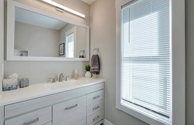 Fall Festivities - 4BR Home by IU Stadium Bloomington Bliss - Foto 30