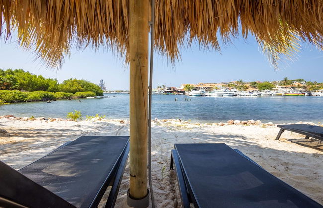 Tropical Escape With Pool and Ocean Views - Photo 28