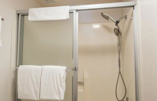 New Listing 2 bedroom and Loft 2 bath Summit E Bldg 16 condo sleeps 8 Steps to Eagle Lodge Chair 15 - Foto 27