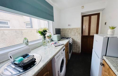 Bolton Terrace - 2 Bedrooms - Sleeps 4 - Photo 28