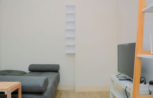 Comfort 1BR with Minimalist Design at Podomoro Golf View Apartment - Foto 13