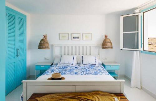 Casa Charcón Alto, en primera línea de mar - Best Villas Lanzarote - Photo 2