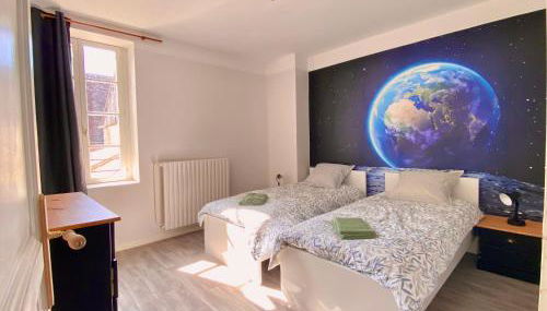 Golden - Maison 2 chambres, village calme - Village Vaux 3 minutes Auxerre - Foto 3, towels, storage