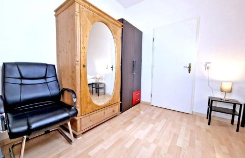 HappySide o Monteure o Zentrumsnah o WLAN o 6 Einzelbetten - Foto 4