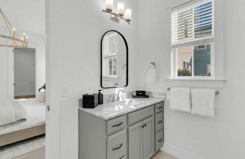 Stunning 5-Bedroom Coastal Retreat in Hanahan - Foto 12