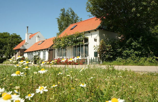 Dike House in Schoondijke Near Beaches - Foto 19