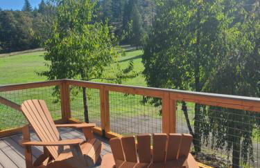 A Restful Studio Near a Creek and Forest - Pet Friendly - Foto 10