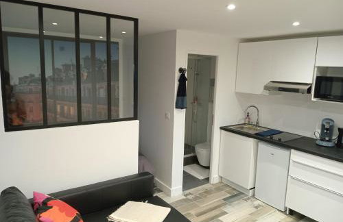 Studio neuf joliment décoré à 5 min de l'aéroport - Foto 5