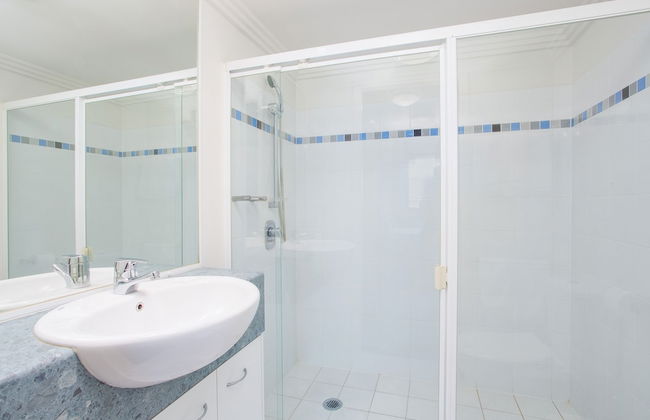 Republic Apartments - Photo 39