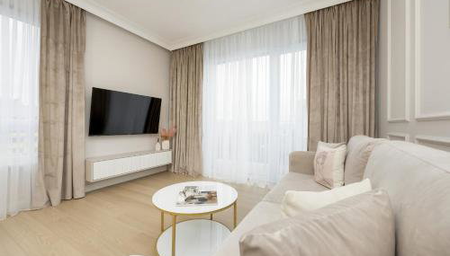 Stylish Apartment with Balcony 7th Floor by Noclegi Renters - Foto 4