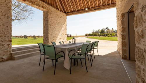 GITE ENTRE TERRES ET VIGNES à la ferme avec SPA privatif en CHAMPAGNE à une heure de Paris - Foto 4, Garden view