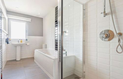 4 Bed in Lamlash 94809 - Photo 16