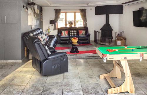 Coombe Wood Coach House - Foto 5