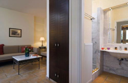 Harmony Hotel Apartments - Photo 24