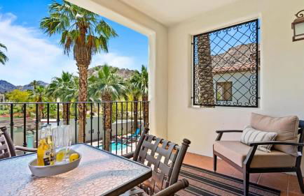 LV014 Legacy Villas Studio Overlooking the Pool - Photo 8