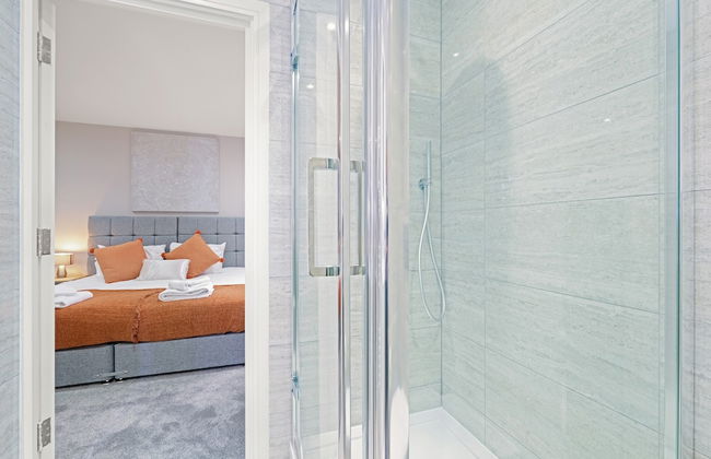 Crown Place 2 & 3 Bedroom Luxury Apts - Foto 58