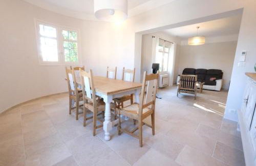 vacation rental with pool and poolhouse, close to arles in moulès- sleeps 8 - Foto 69