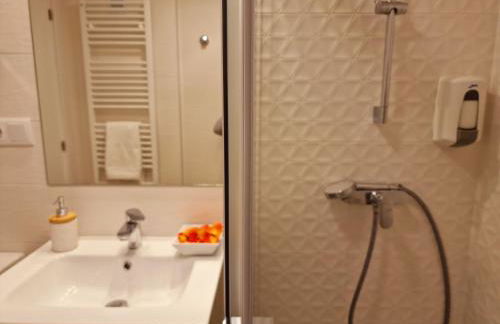 ESQUÍ PIRINEO ARAGONÉS APARTAMENTO EL JUNCARAL Wifi - Photo 17