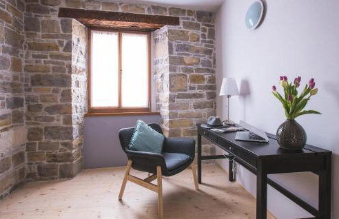 Lovely Apartment In Oprtalj With Wifi - Foto 8