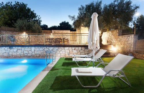 Villa Excesio - With Private Pool - Foto 8