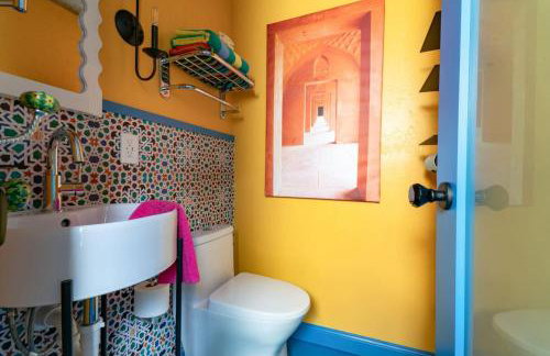 HostWise Stays - Le Petit Riad, A Moroccan Oasis - Foto 6