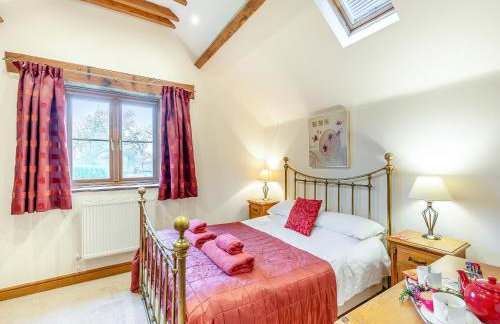 The Lodge - Photo 13