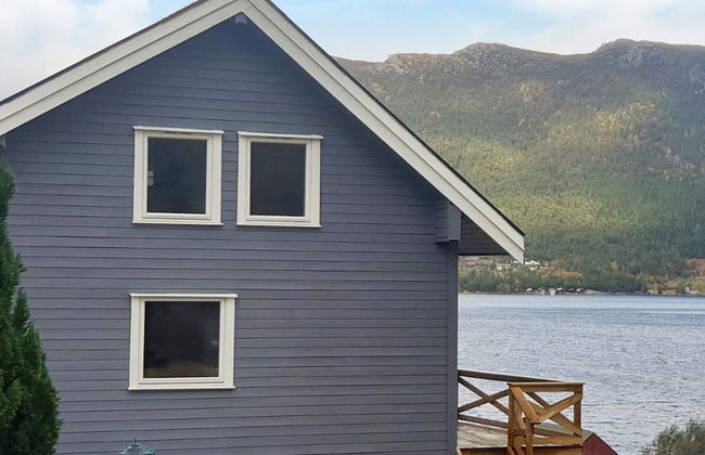 8 Person Holiday Home in Svelgen - Foto 1