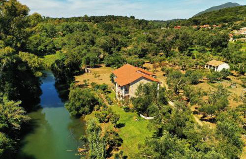 Petros Studios - Foto 1