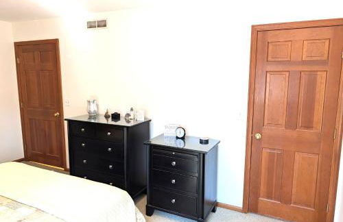 NEW! The Lighthouse - Cute, Large, and Lakefront! - Foto 44