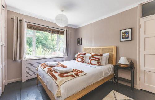 Spacious 3BR Home Huge Garden Free Parking - Foto 24