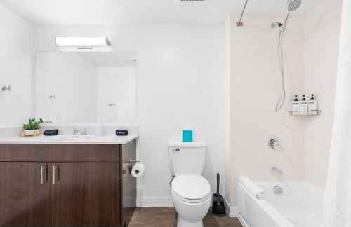 Lodgeur Denton - next to Rayzor Ranch, hospitals, close to UNT - Foto 59