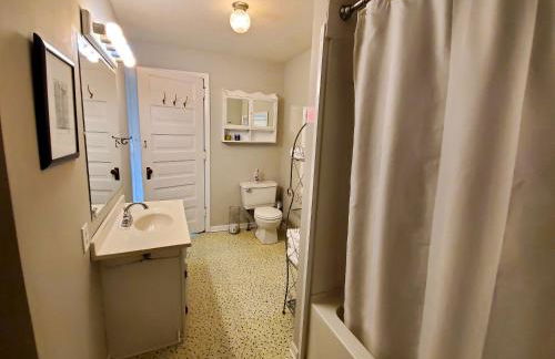 Walking Distance to downtown Grand Haven - Foto 8