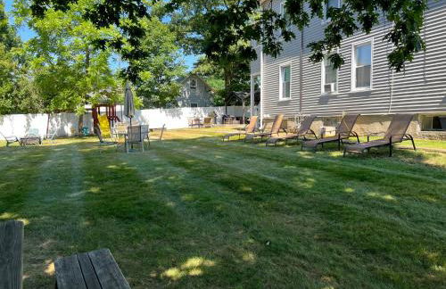 Sunny & Spacious 2BD 1BA WFH Apt-Huge Yard & Patio - Foto 28