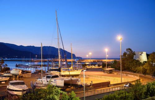 LOFT LUNGOMARE vista MARE e MONTI - Foto 54