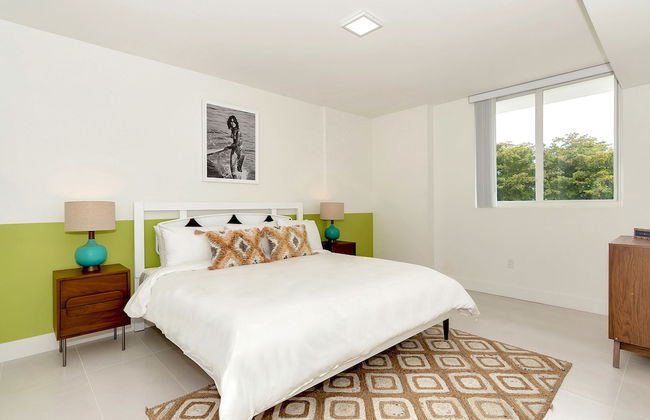 Roami at Grove 27 - Photo 25