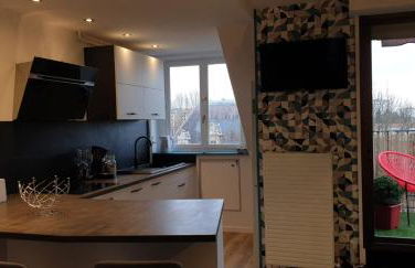 chez KARINE T4 Terrasse 5ème étage CENTRE VILLE Wifi Parking - Foto 7