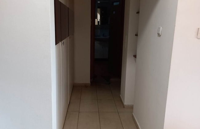 Stunning Color 1-bed Apartment in Skopje - Photo 28