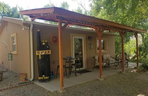 Grizzly Roadhouse Bed and Breakfast - Foto 24