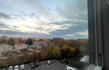 Luxurious 1BR, Pool, Gym, nr Blue Line - Foto 8