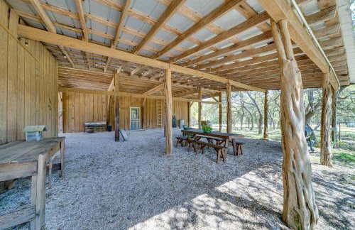 Swim, Hike and Unwind Serene Hill Country Retreat - Foto 29