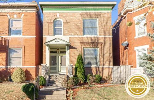 Lovely 4BR Shaw Family Home Garage ABODEbucks - Photo 1