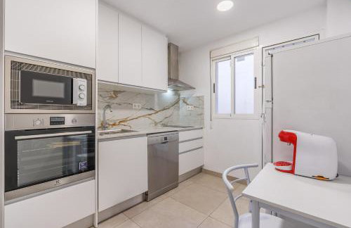 Bright Apartment In Maracena - Photo 21