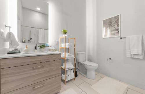 Stylish and Cozy at Revere Beach - Foto 7