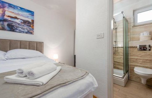 Four-Bedroom Holiday Home Lovinac With An Outdoor Swimming Pool 09 - Foto 46