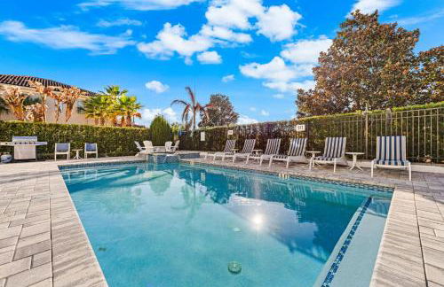 Happiest Home on Earth - Custom Pirate & Nature Bunks 8 King Suites Theater & Pool - Foto 58