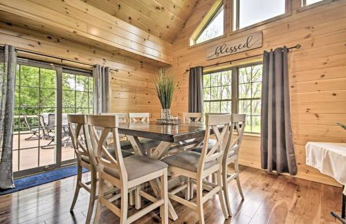 Lake View and Hot Tub Wrightsville Cabin! - Foto 7