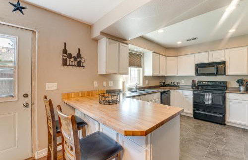 Inviting Cheyenne Townhome about 4 Mi to Downtown - Foto 9